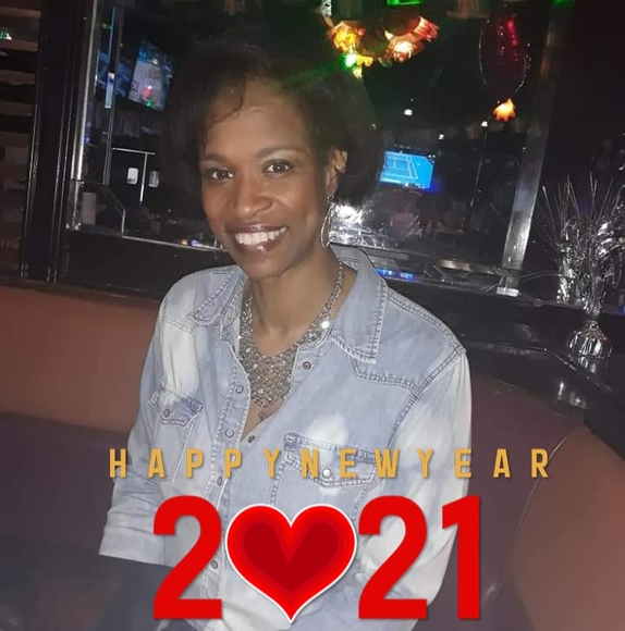 Meet your Posher, Traci - Picture 1 of 1